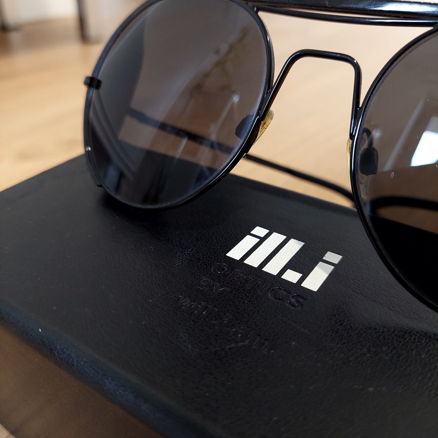 Óculos de sol ill.i optics by WILL.i.am