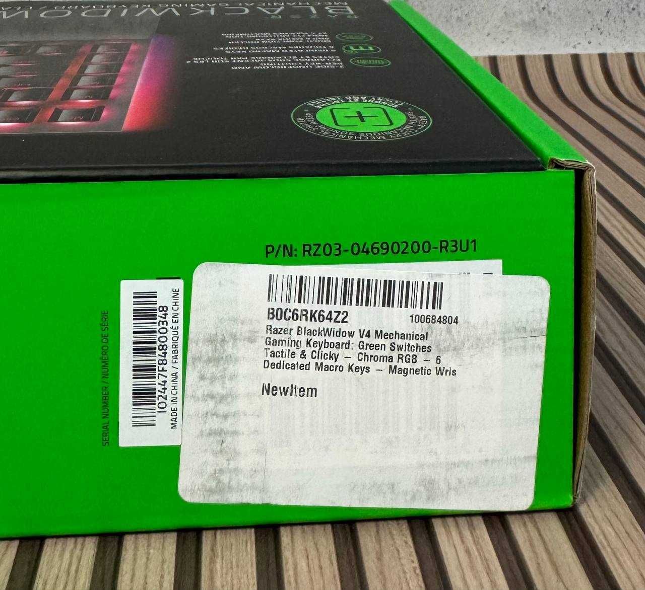 Клавіатура Razer BlackWidow V4 (RZ03-04690200-R3U1)