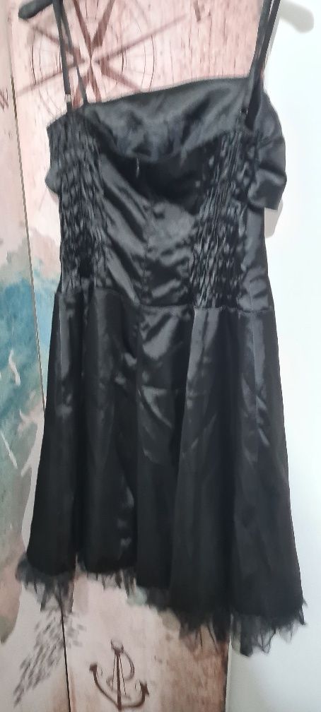 Vestido preto cerimónia