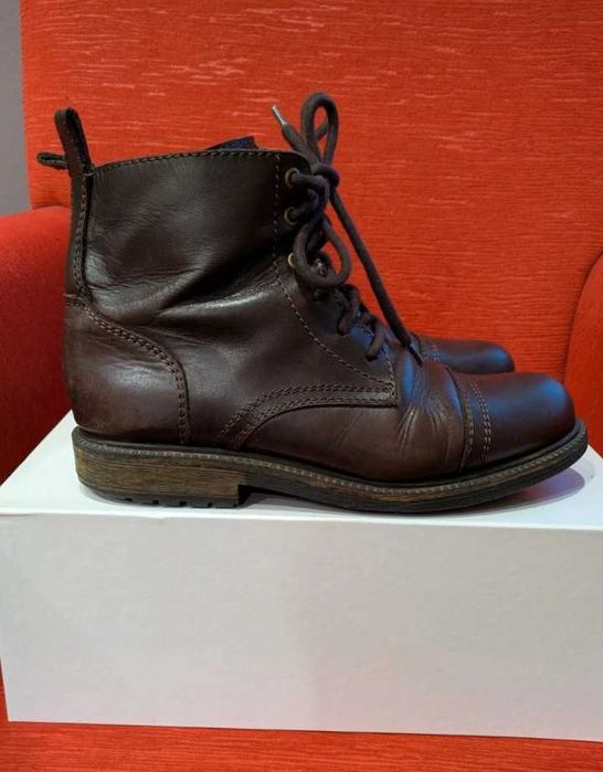 Bota castanha Sapataria Fernando