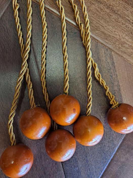 Декор для штор підхвати.