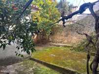 Moradia T3 para remodelar com Logradouro | Lousa| Escalos de Cima| Cas