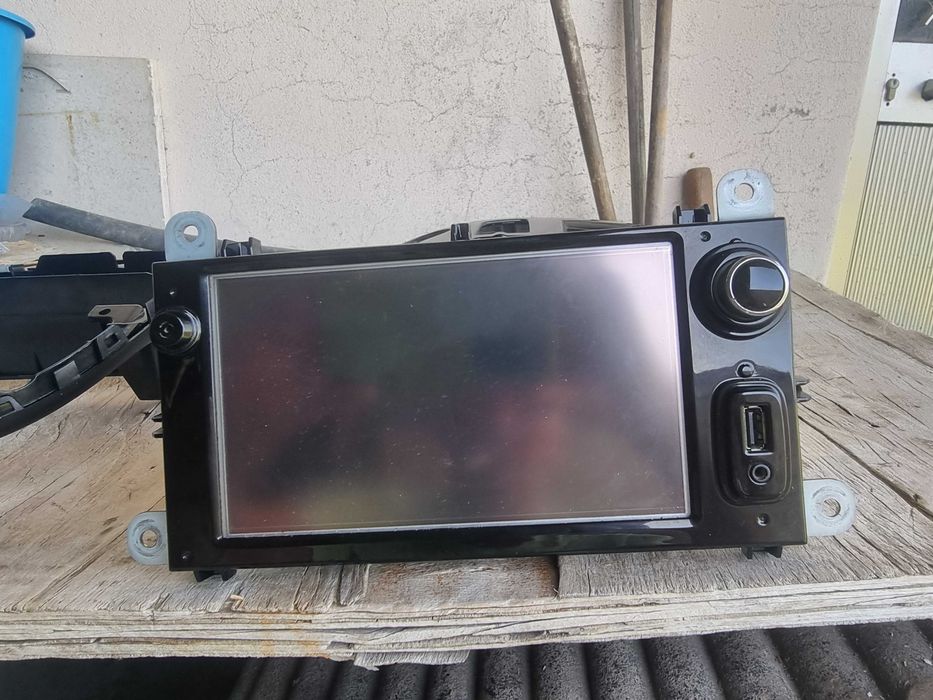 Vendo radio para renault clio IV