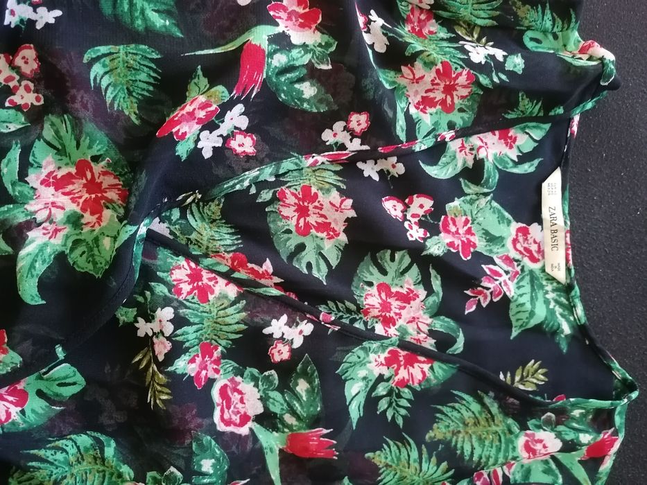 Vestido/calção florido tamanho S