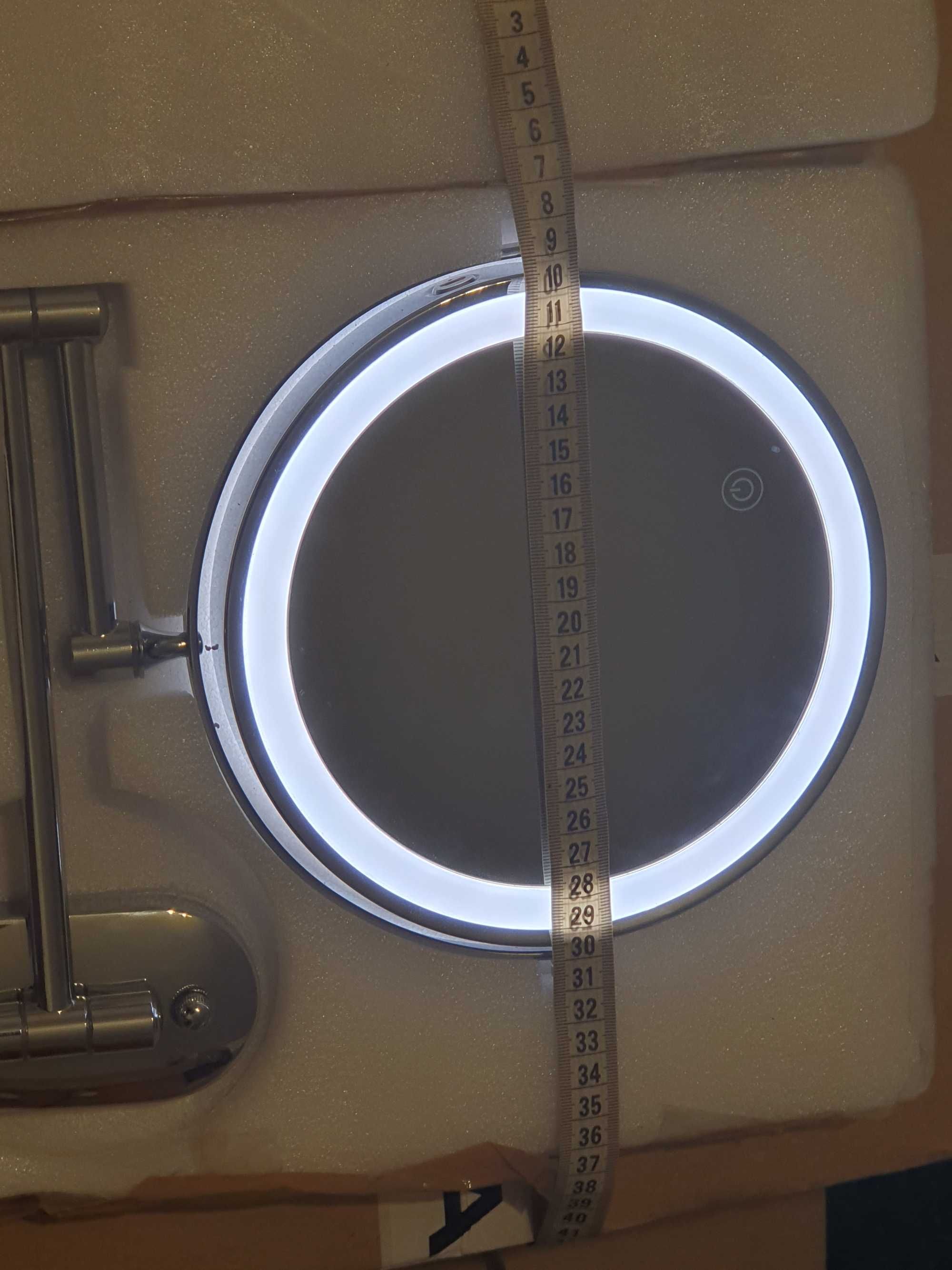 Nowe duże lustro kosmetyczne 20cm z podświetleniem LED i  lupa