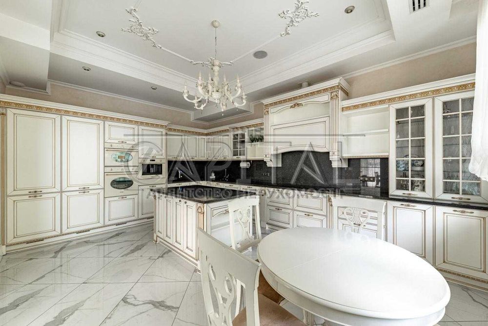 Елітний будинок 495 м² у Голосіївському р-ні, метро Васильківська