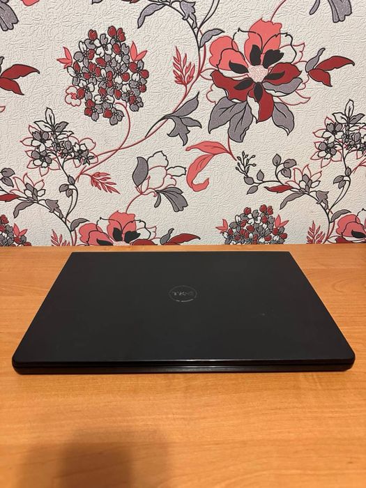 Ноутбук Dell Inspirion 15 4gb ОЗУ