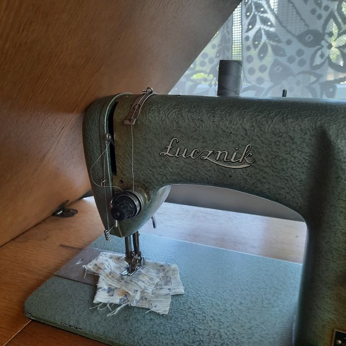 Łucznik maszyna do szycia