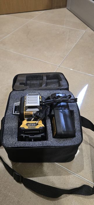 Laser dewalt 12 linhas verde