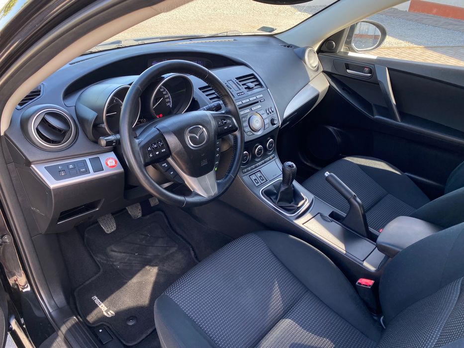Mazda 3 bez korozji klimatronic alusy zadbana