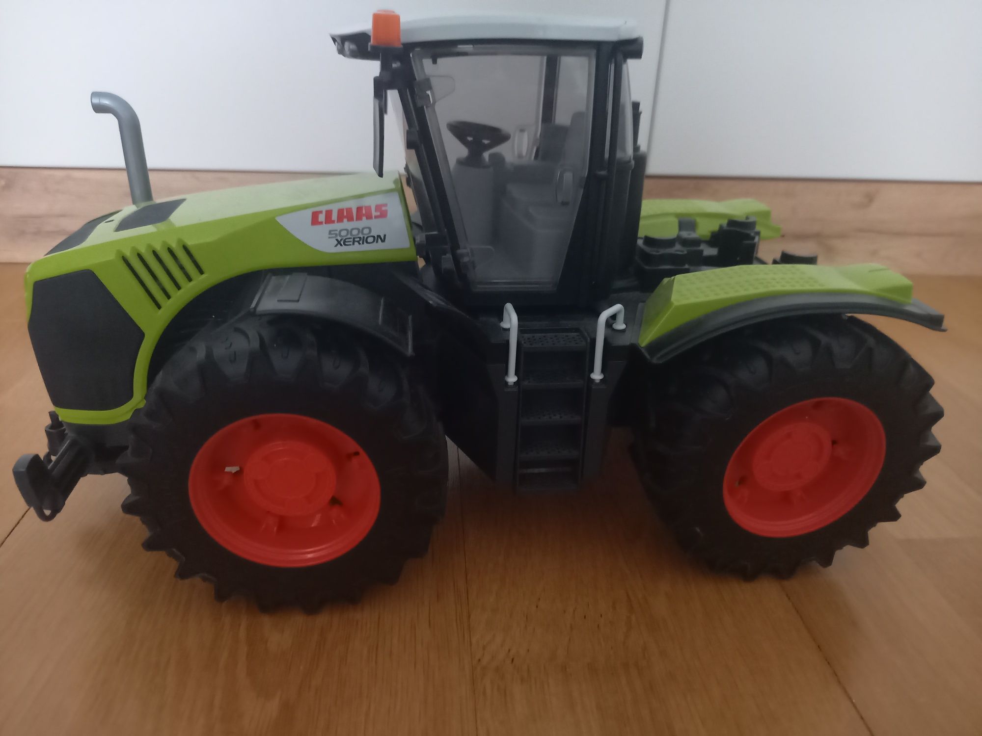 Bruder Claas Xerion