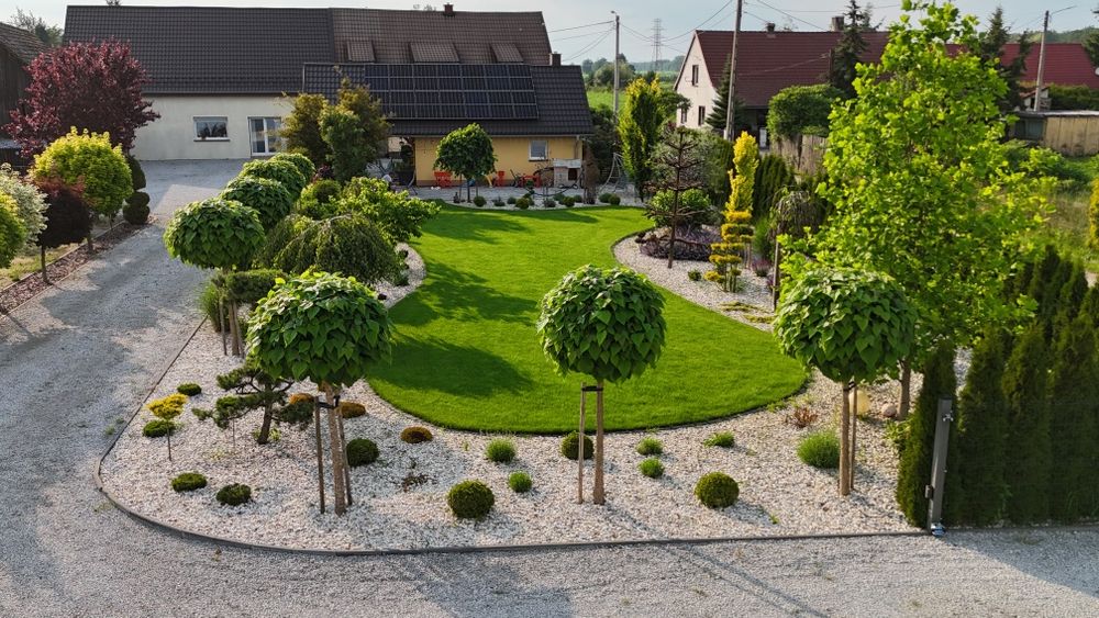 Usługi ogrodnicze ,ogrody,nawodnienie,pielęgnacja ogrodów,Wertykulacja