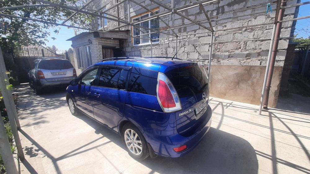 Мазда 5  2008 г.