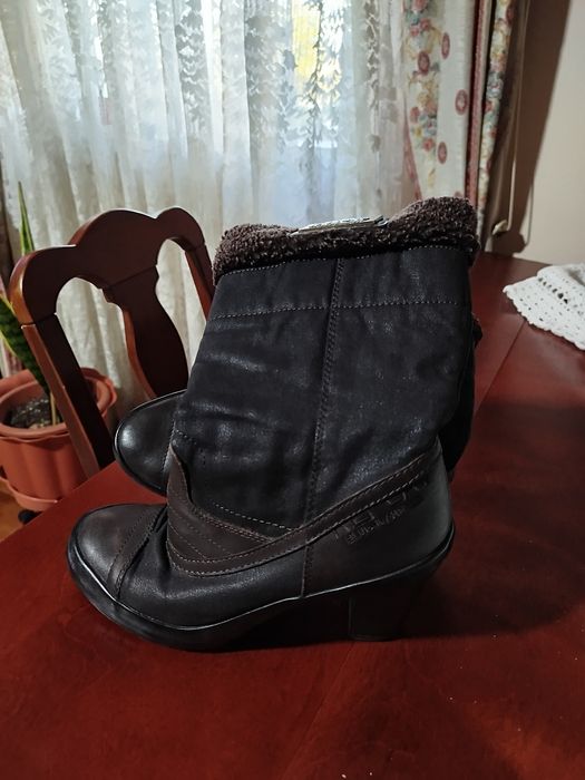 Botas Replay NR 37 muito quentinhas