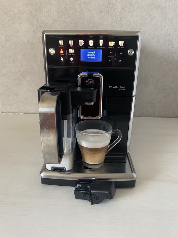 Кавомашина Saeco PicoBaristo Deluxe у відмінному стані є Вибір