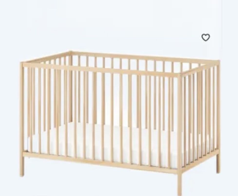 Berço Ikea e colchão