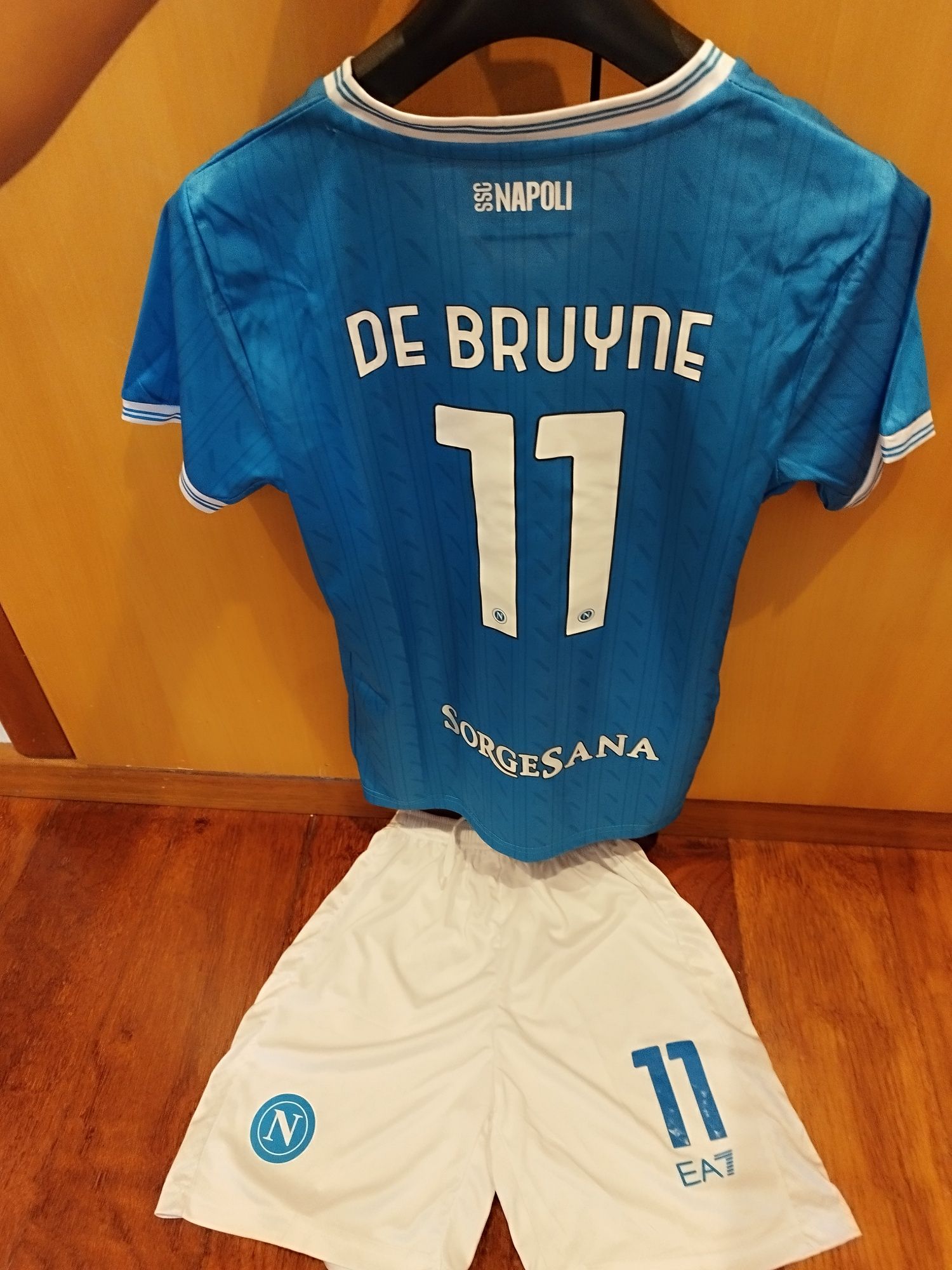 Equipamento criança Nápoles De Bruyne