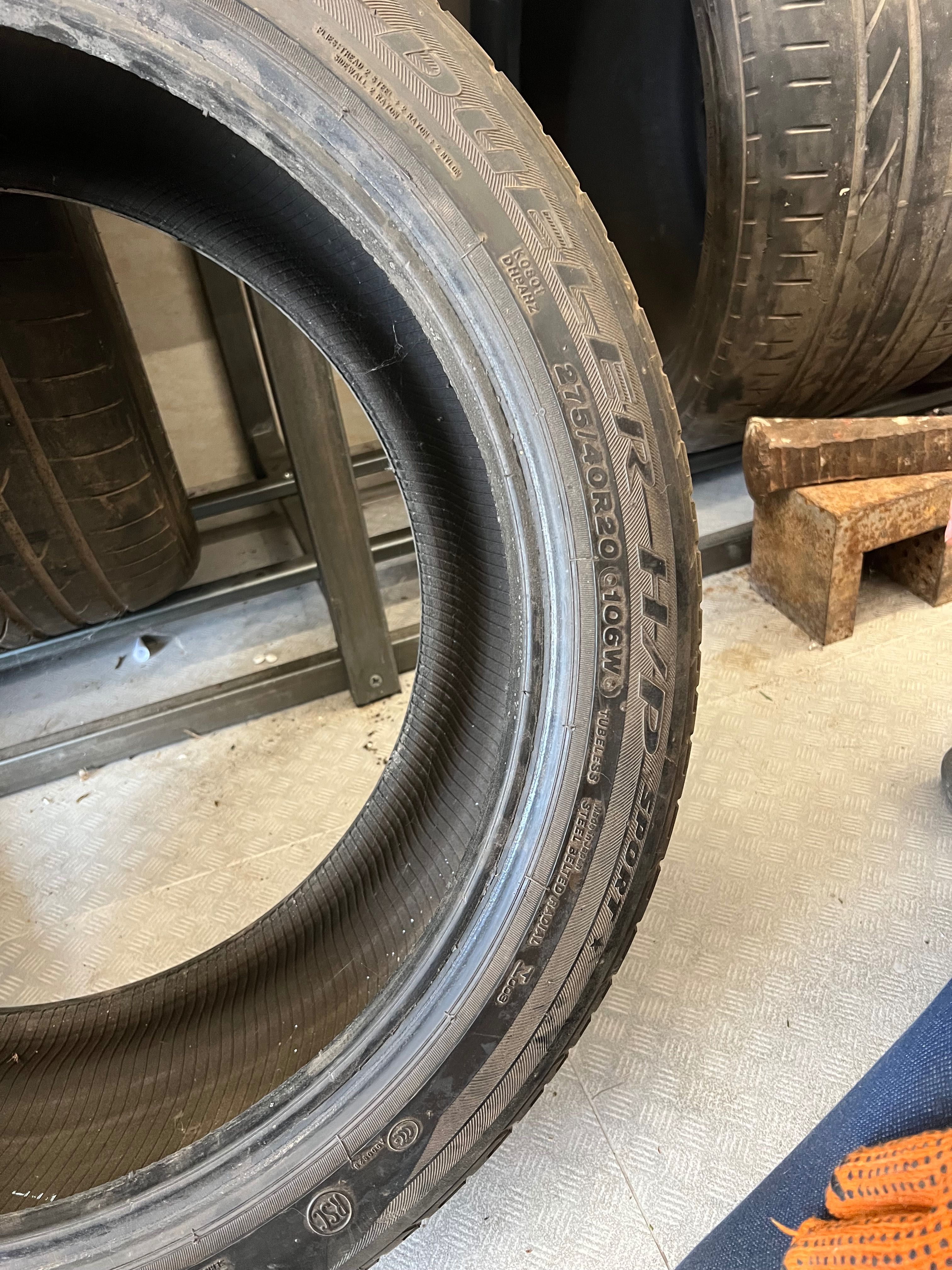 продам колесо 275/40 R20 315/35R20  є декілька варіантів виробників