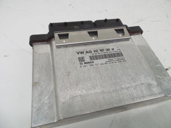 Centralina motor / ECU VOLKSWAGEN Polo (6R, 6C)