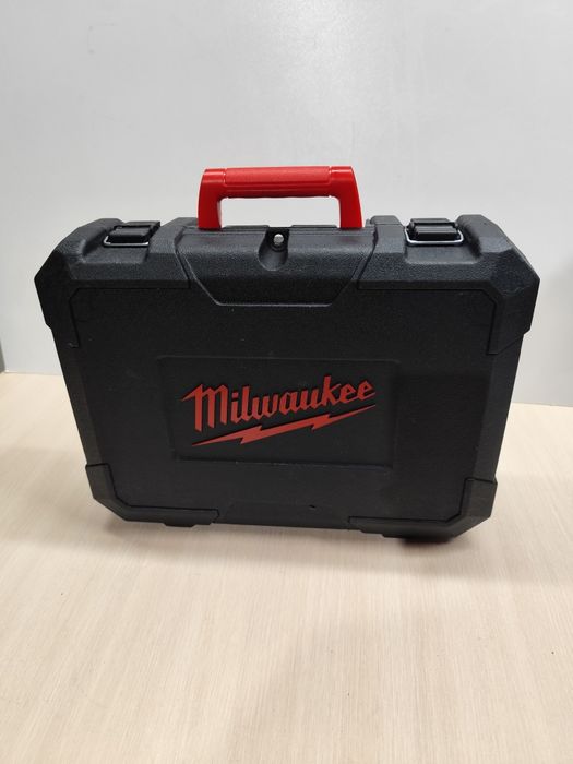 Milwaukee M12 BMT акумуляторний реноватор Мілвоке оригінал