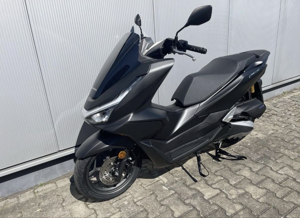 Aluguer de Motas PCX 55€ Semana