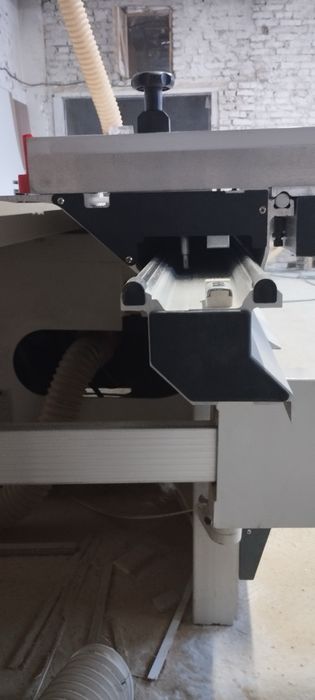 Форматно - розкрійний станок FDB FR45ZS