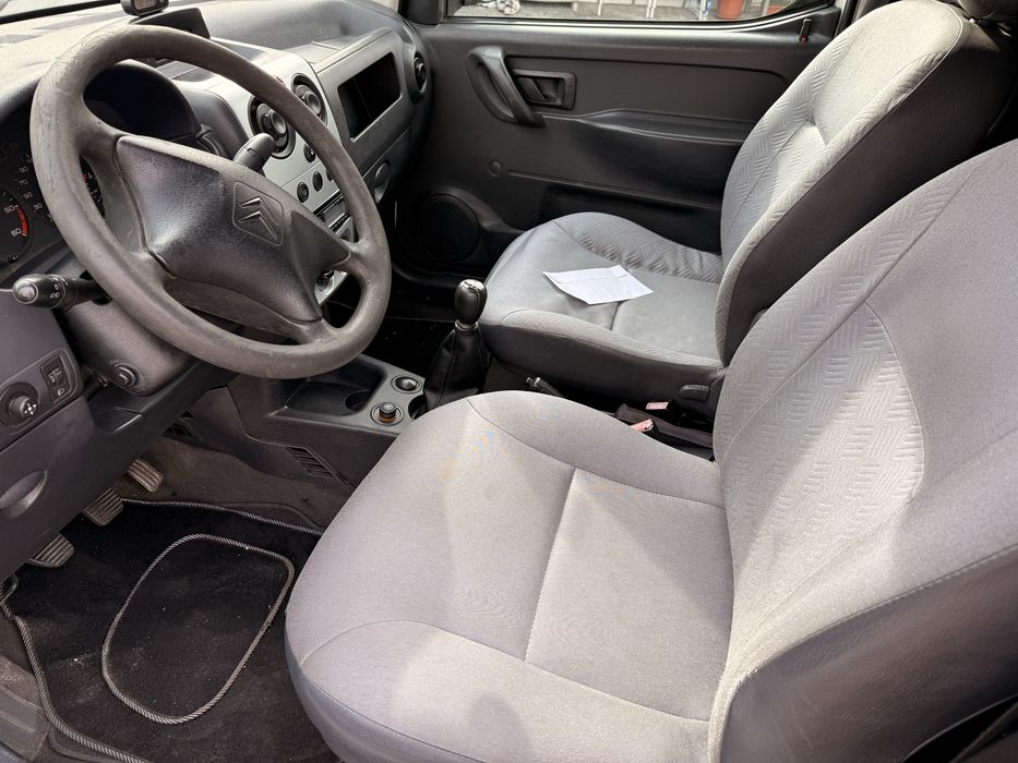 Citroen berlingo 2.0hdi em muito bom estado