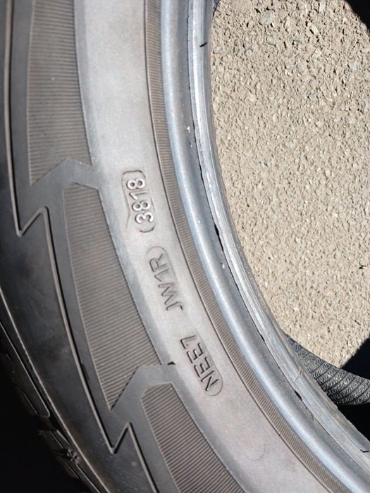 Шины зимние 235/55 R19 GOOD YEAR ULTRA GRIP  4шт. 4мм.
