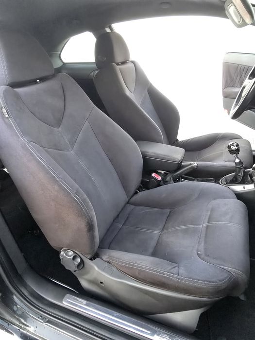 Alfa Romeo Gt 1.9 Jtd