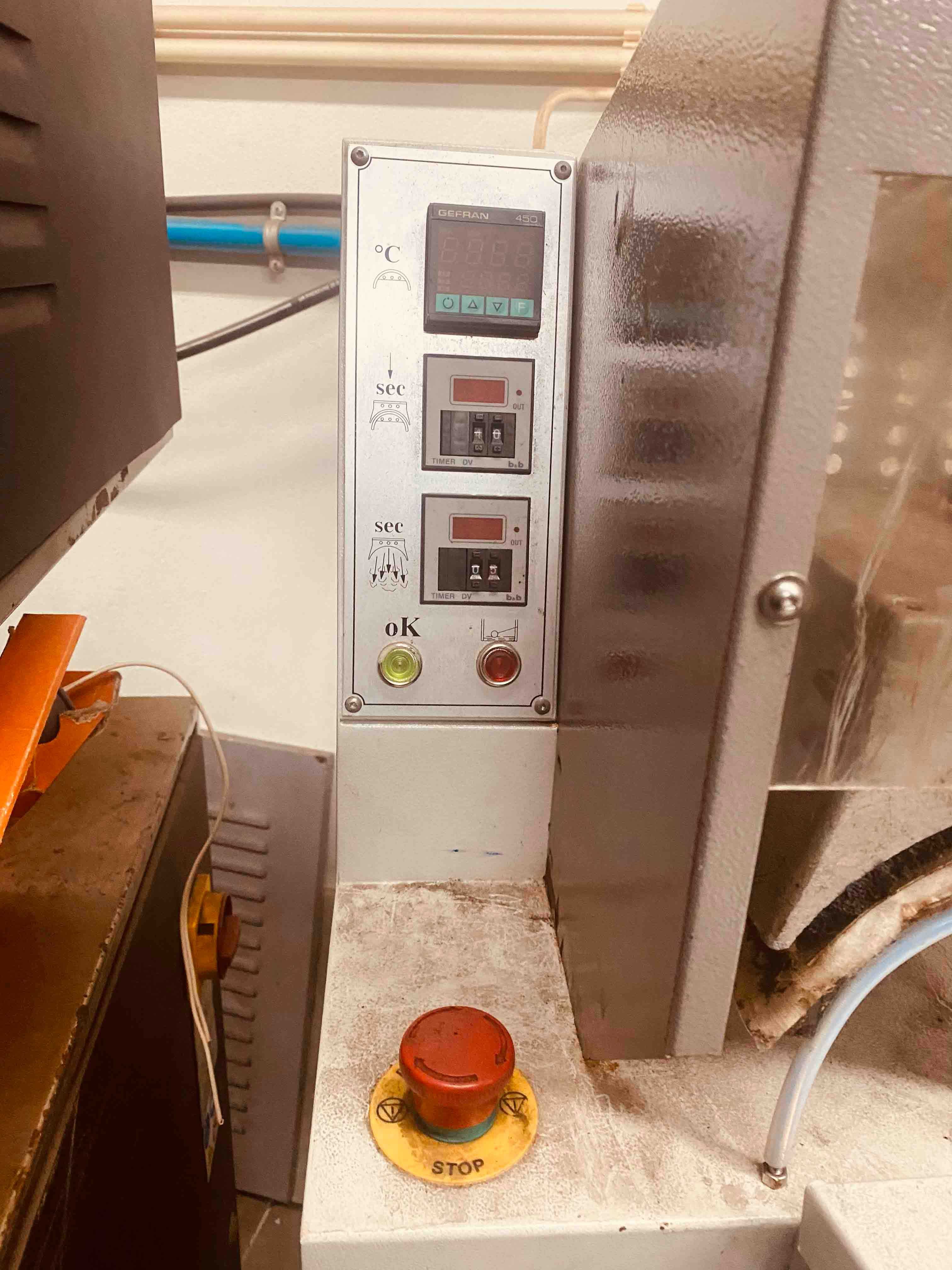 Máquina de Aquecer Testeiras STEMA PU06 - Calçado