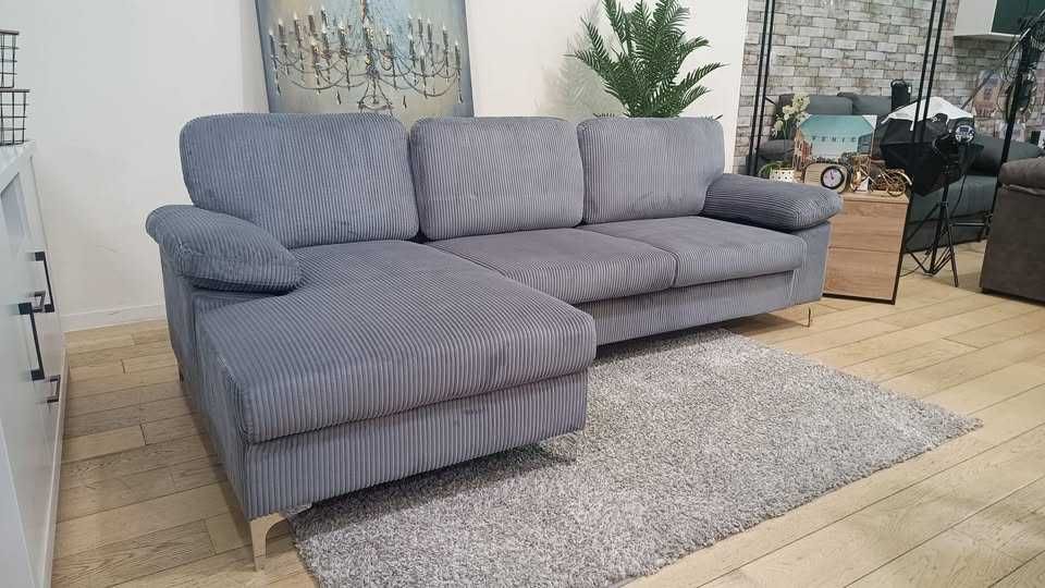 LIQUIDAÇAO Sofá grande e resistente de veludo cinzento  401€