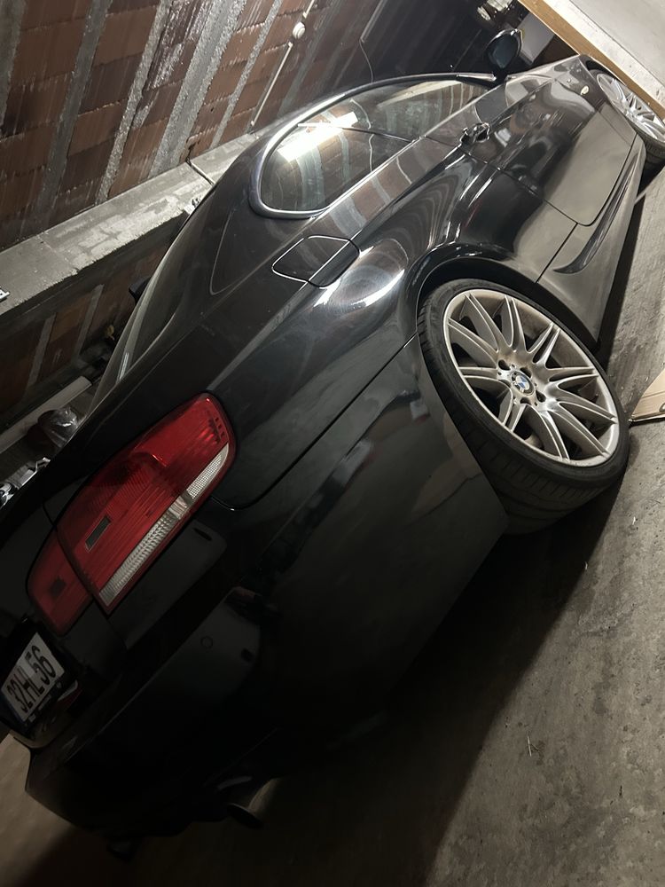 Bmw // 320d // e92 //M
