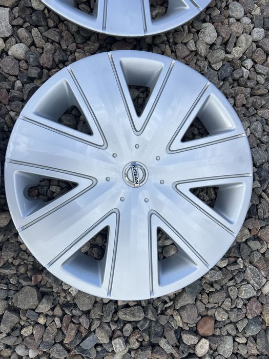 Oryginalne kołpaki 16 Nissan