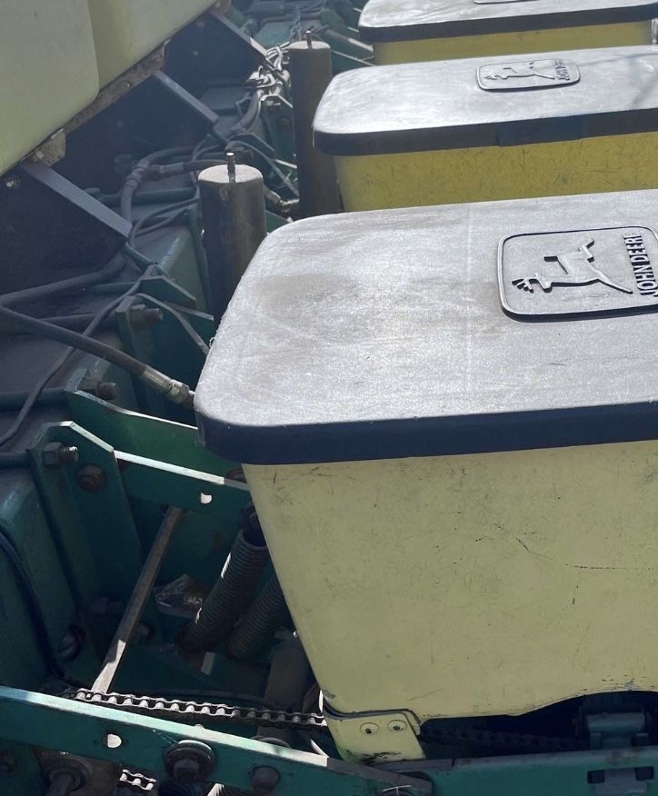 Сівалка John Deere 7000