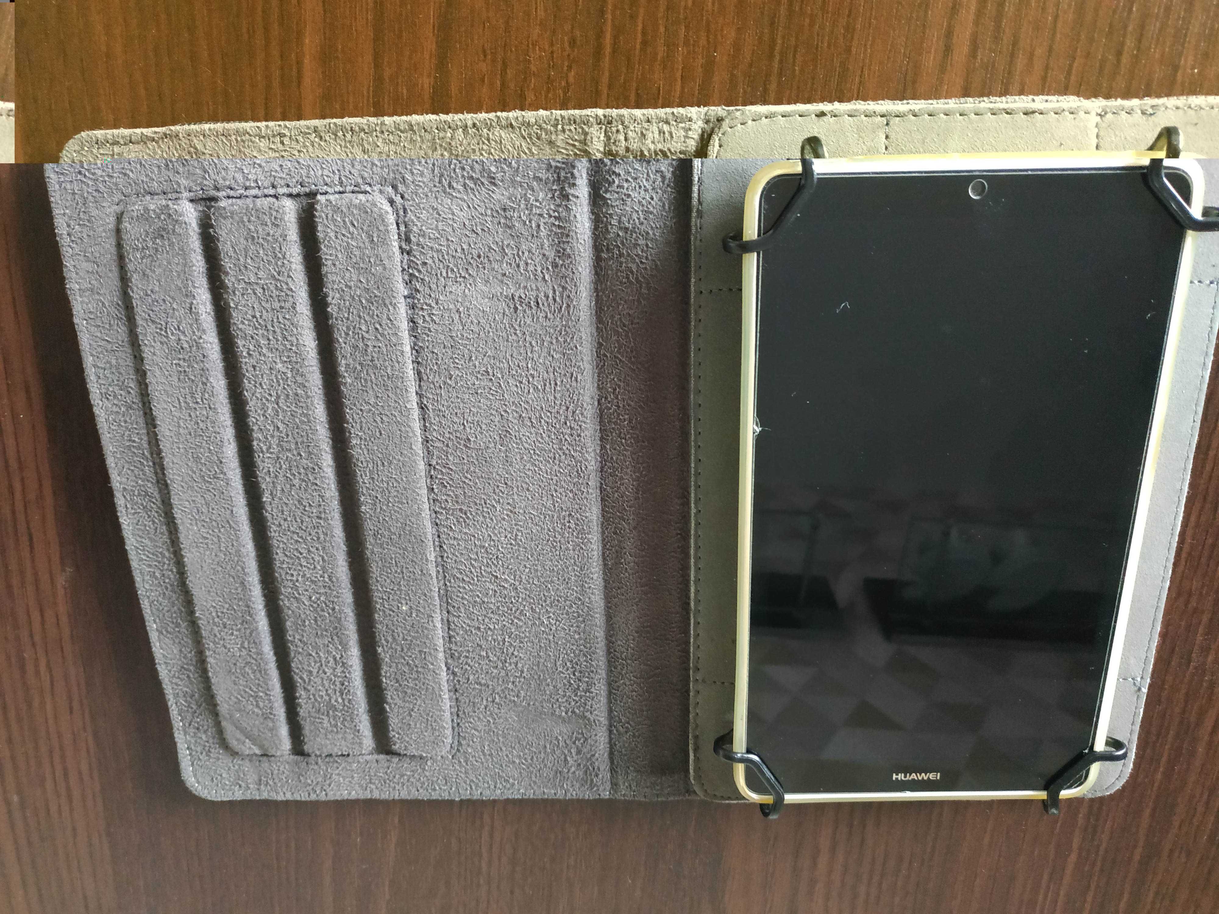 Etui pokrowiec na tablet 7"