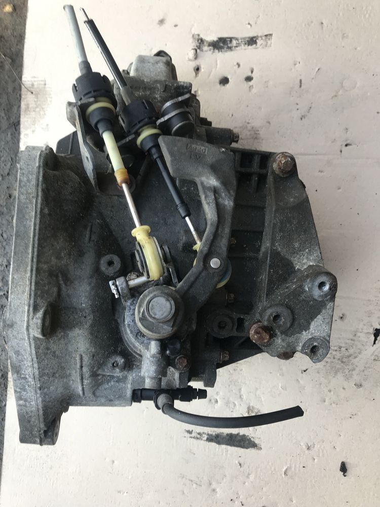 Коробка передач 55194293 Opel Astra H,Zafira B,Vectra C 1.9 cdti