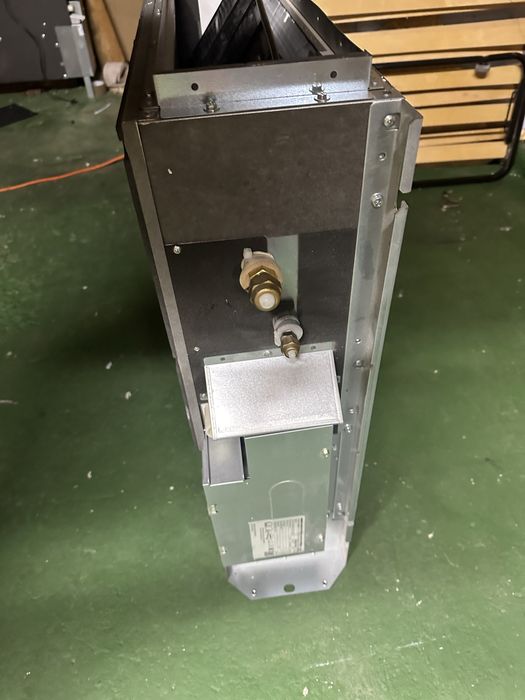 Daikin jesdostka przypodłogowa