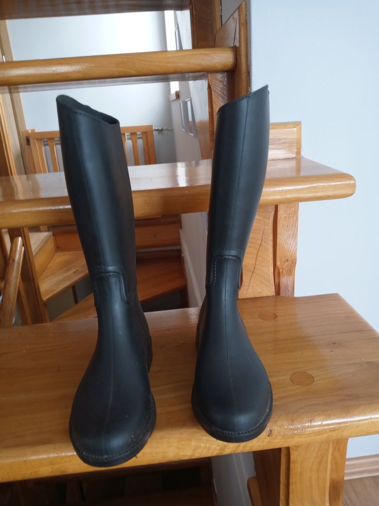 Sprzedam buty  28 dzieciece do jazdy konnej
