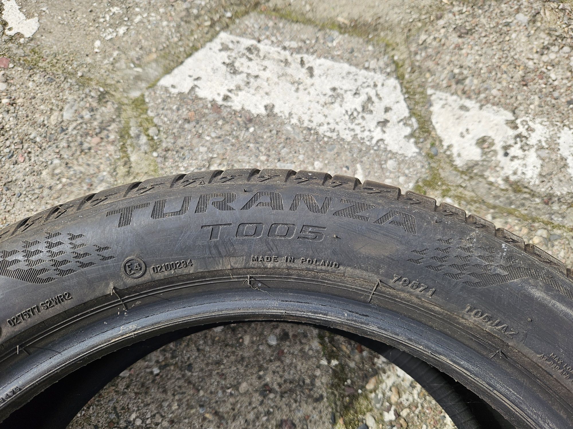 Opony letnie Bridgestone 245/45/18 rok 20