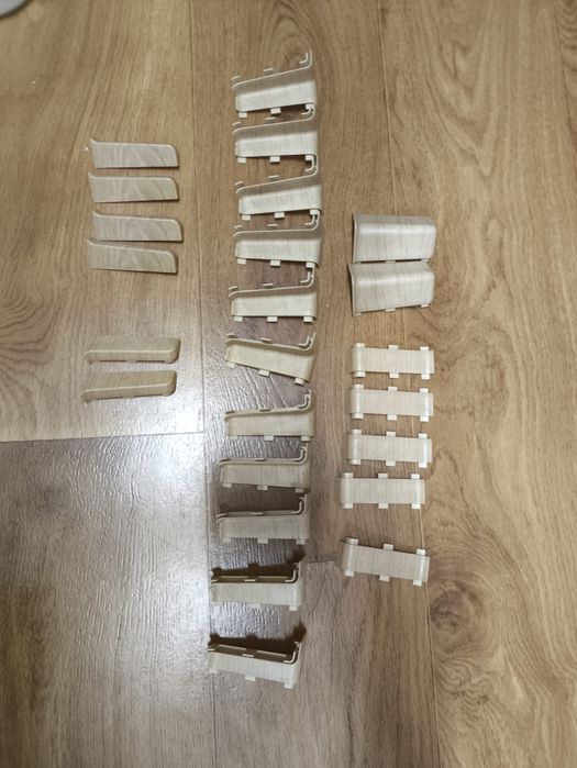 Końcówki do listew przypodłogowych 636