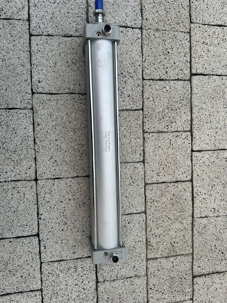 Silownik pneumatyczny