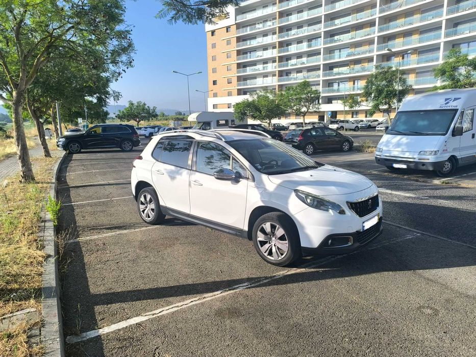 Peugeot 2008 1.6HDi  Nacional     190mil km