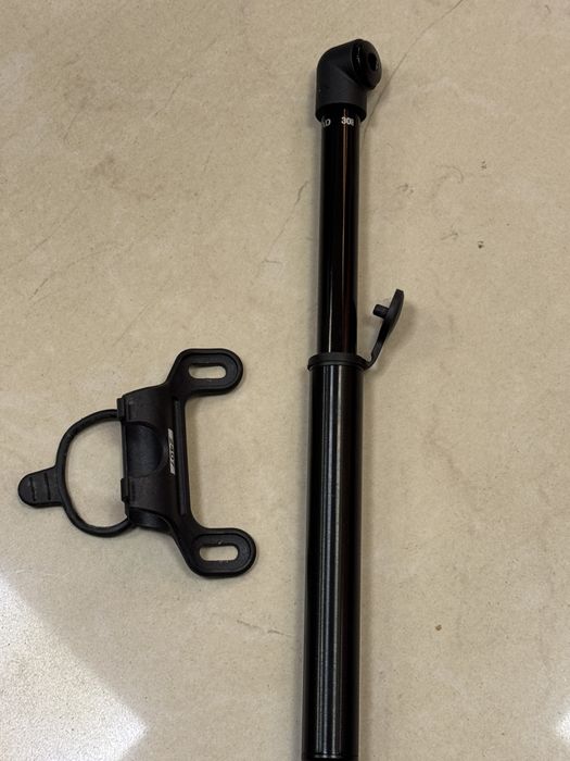 Насос Specialized Air Tool Road Mini Frame Pump W/