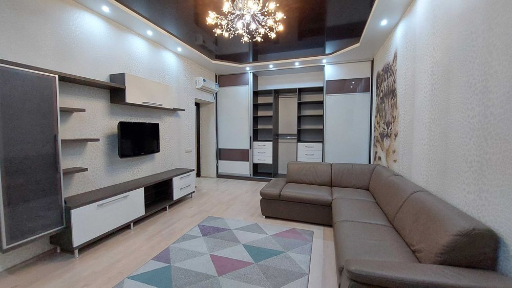 Аренда 2х к. 90м2 біля Дніпра. Найкраще розташування. Оболонь Власник