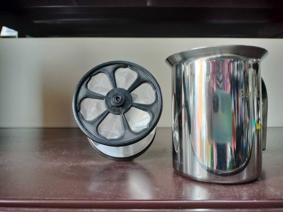 ręczny spieniacz do mleka ubijak piany 400ML GARNEK KUBEK NA GAZ INDUK