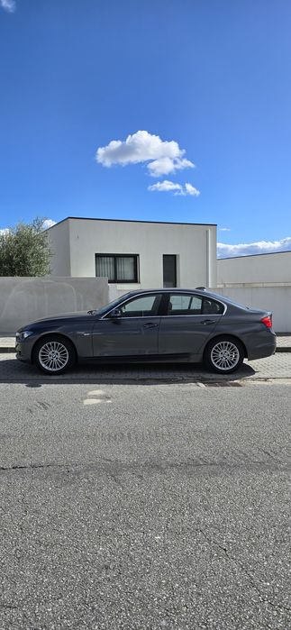 BMW 320d Auto Luxury 184cv