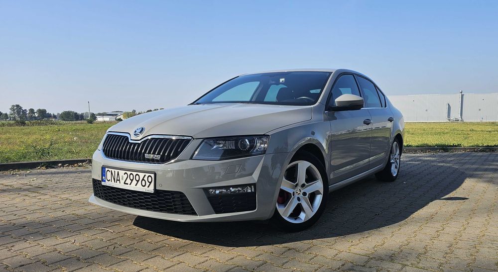 Skoda Octavia III RS  Salon Polska
