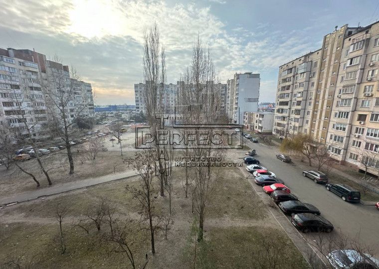 Продаж 2к квартири Григоренко 39 / Григоренка 39 (проспект)