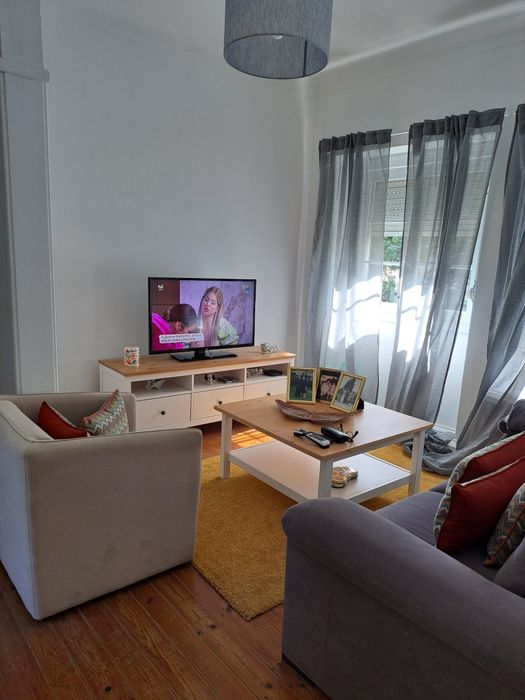 Móvel Tv cor branco e natural