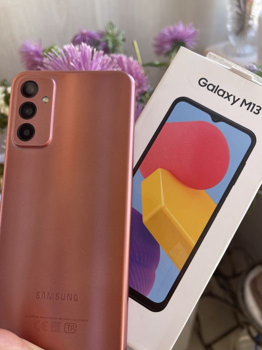 Телефон Samsung galaxy M13 4/64
